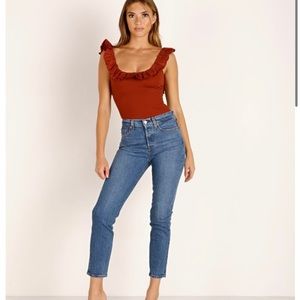 Levi’s iconic wedgie fit jeans in Charleston moves. Sold out everywhere online